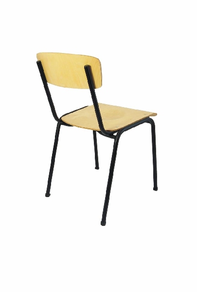 Stapelstuhl Slim mit Sitz und Rücken in Sperrholz Stapelstuhl Slim mit Sitz und Rücken in Sperrholz